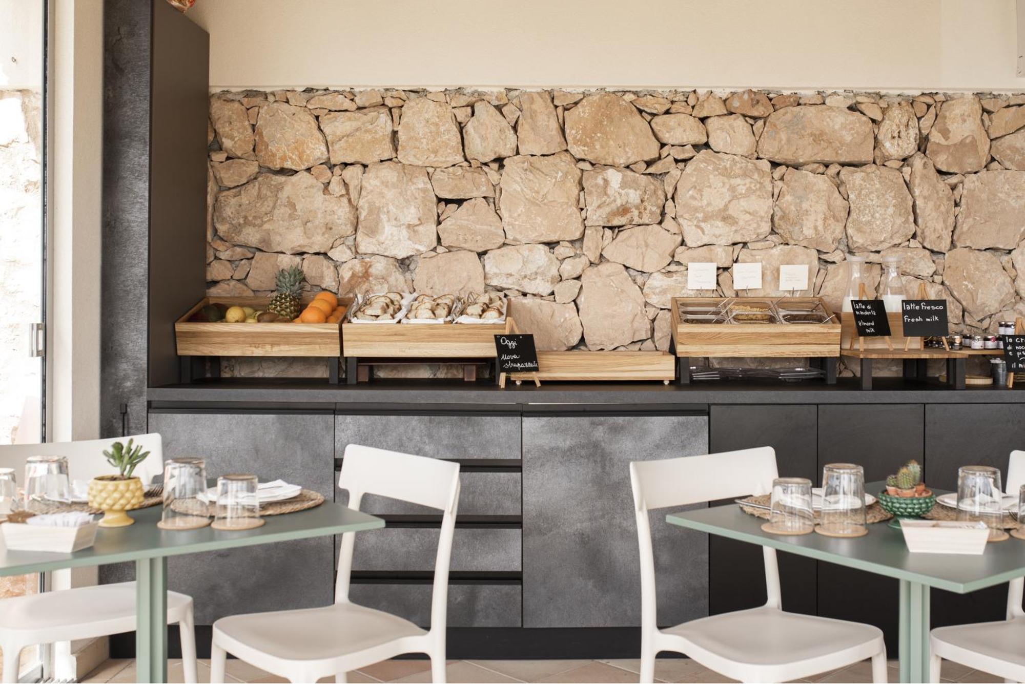 Dolcevita Egadi Eco Levanzo